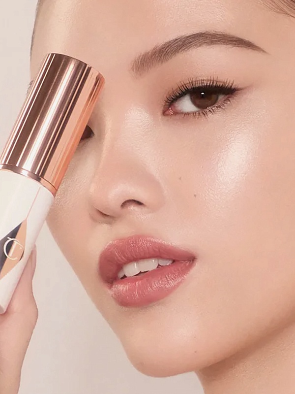 Тональное средство жен Charlotte Tilbury CT0398 UNREAL SKIN SHEER GLOW TINT - 1 FAIR - 1