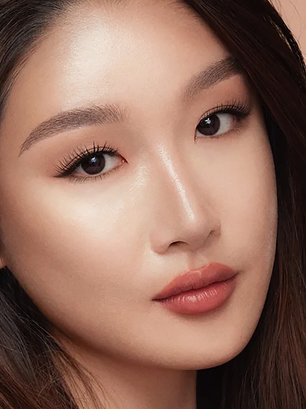 Жидкий скульптор жен Charlotte Tilbury CT5053 HOLLYWOOD CONTOUR WAND - FAIR - 1