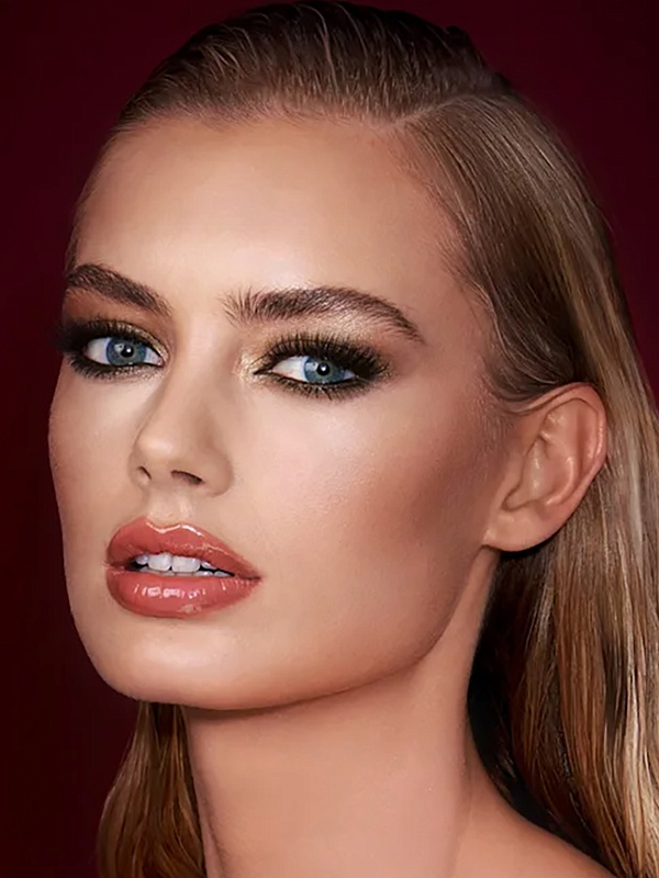 Румяна для лица жен Charlotte Tilbury CT2538 CHEEK TO CHIC - FIRST LOVE - 2