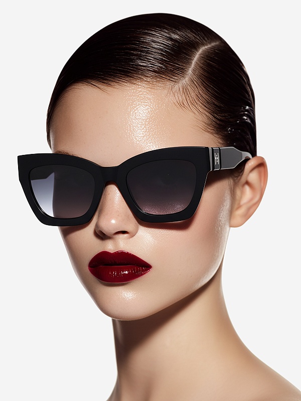 Солнцезащитные очки Carolina Herrera HER 0327/S 807 9O 52 23 140 - 1