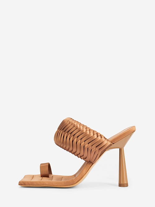 Мюли Gia Couture ROSIE 1R 105 MM WOVEN STRAP MULE 2175 TAN - 0