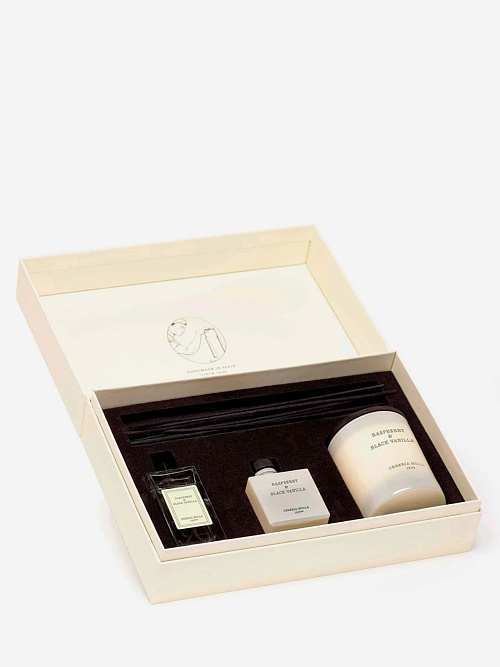 Набор (свеча 230г, диффузор 100мл и спрей 100мл) унисекс Cereria Molla 1899 SET3C-RBV BOUTIQUE Raspb - 0